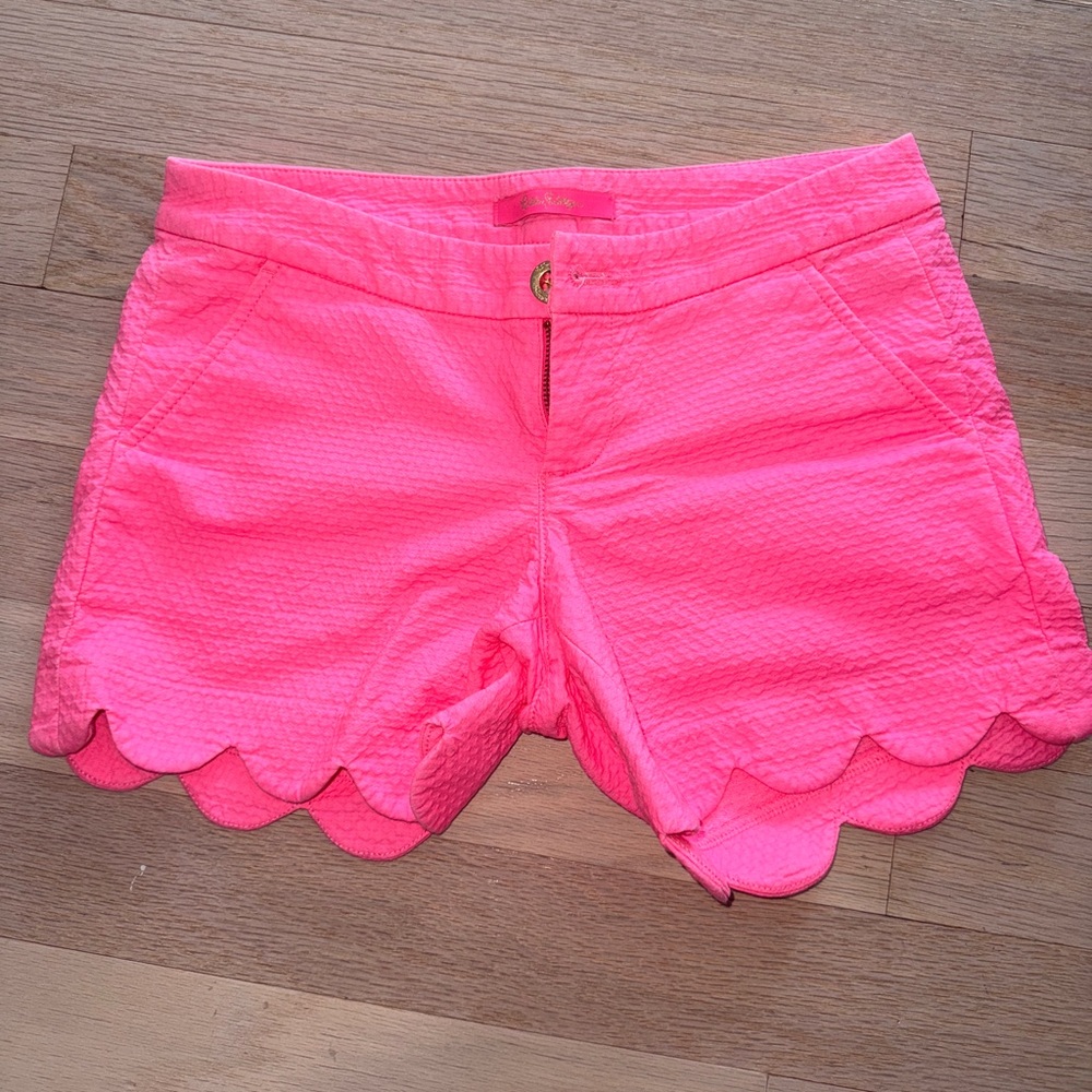 Lilly Pulitzer Pink Scalloped Women Shorts